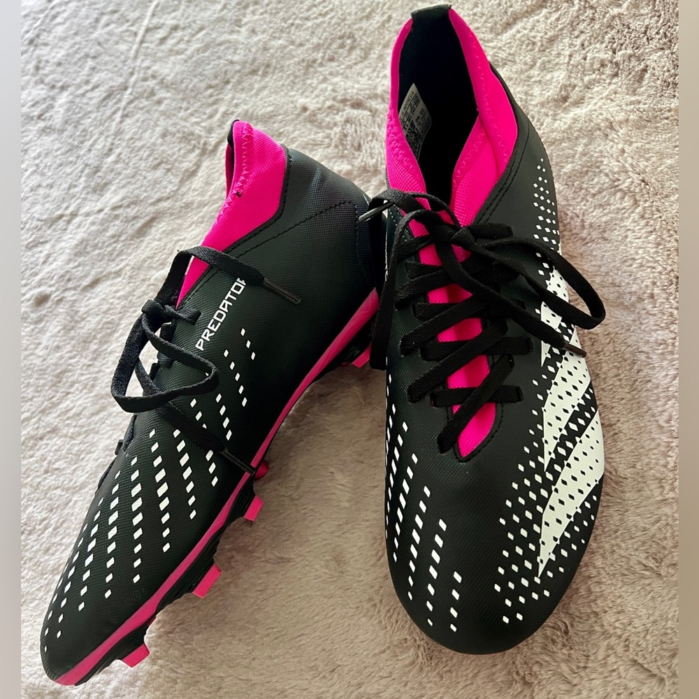 adidas Unisex Accuracy 4 Flexible Ground Soccer Shoe Cleat - Men/youth 6 - NWOT